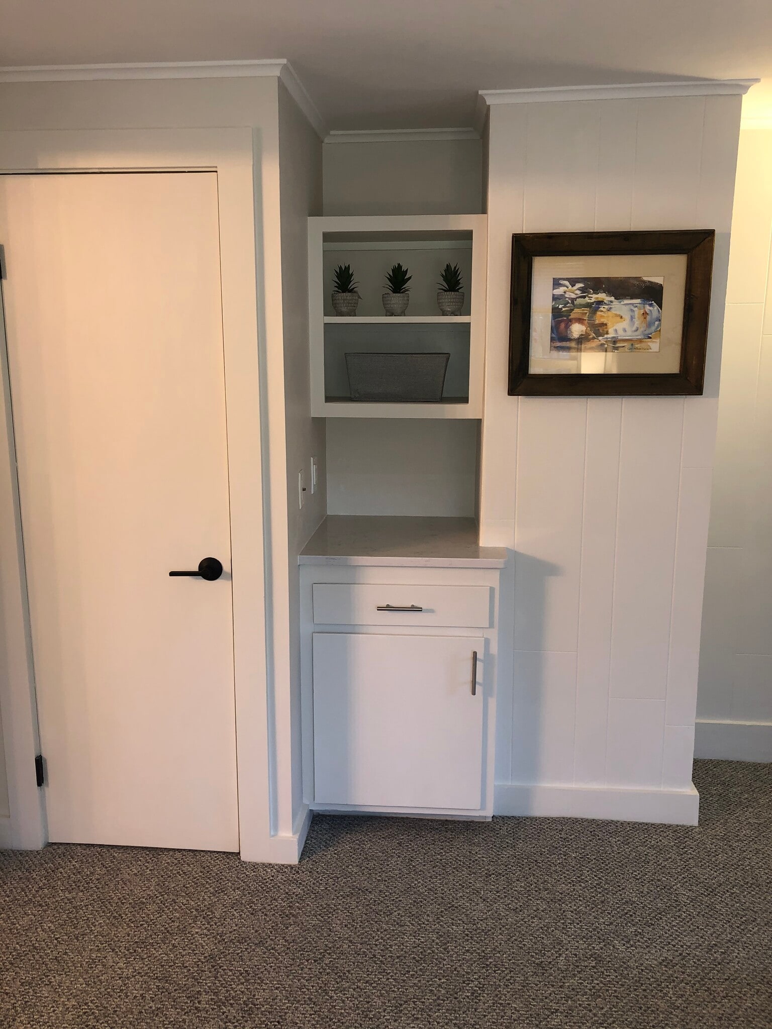 Sitting area storage - 1061 Maplewood Ave
