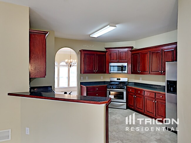 Building Photo - 5156 Heritage Oaks Ct