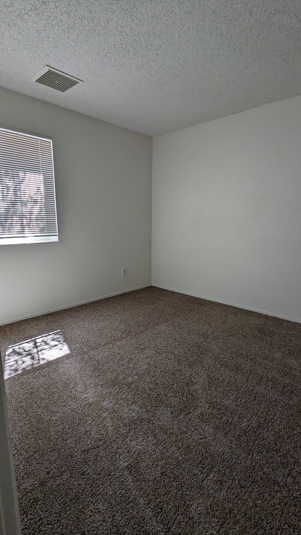 Building Photo - 6801 N Camino De La Tierra