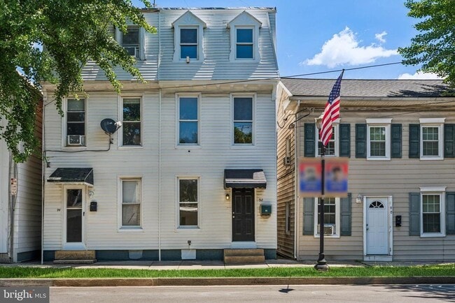 Building Photo - 92 Pennsylvania Ave