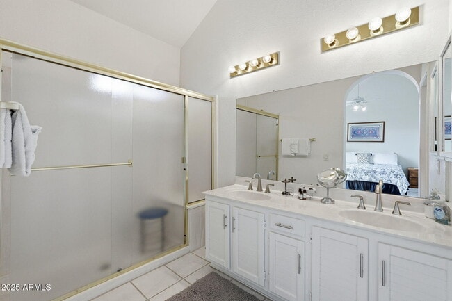 Building Photo - 9705 E Mountain View Rd