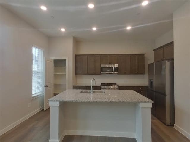 Building Photo - 1113 Fallgate Dr