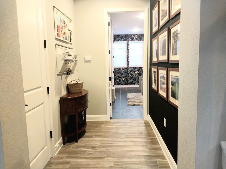 Building Photo - 5531 Native Henna Ct