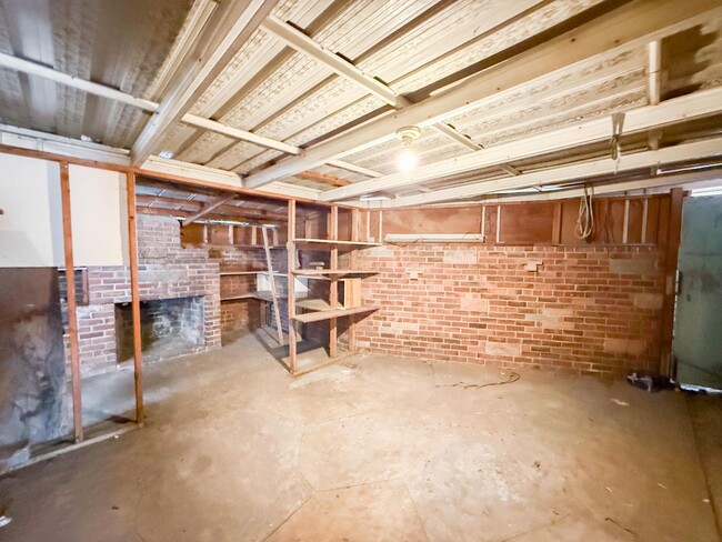 Building Photo - 1719-1723 21st Ave