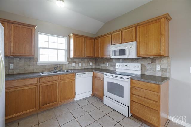 Building Photo - 210 Cotton Candy Rd