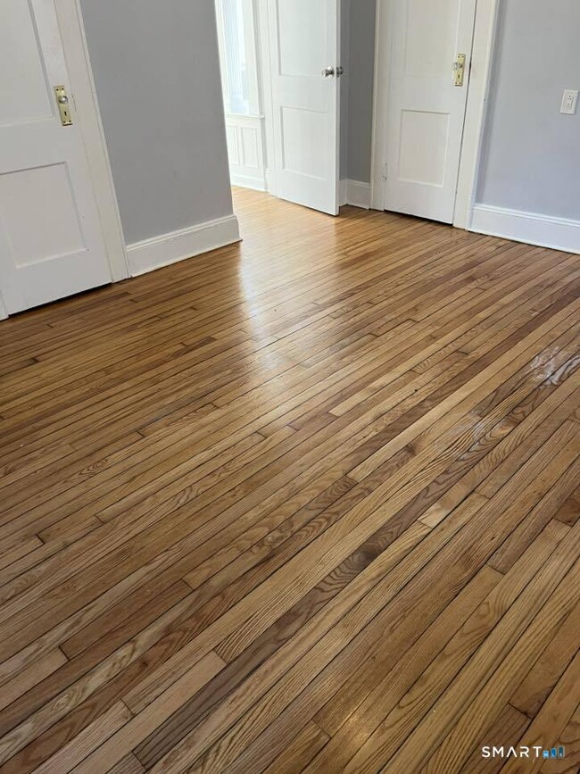 Building Photo - 102 Remington St