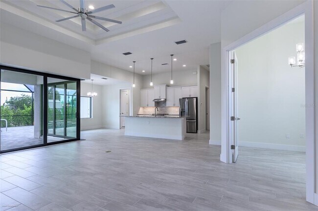 Building Photo - 9445 Galaxie Cir