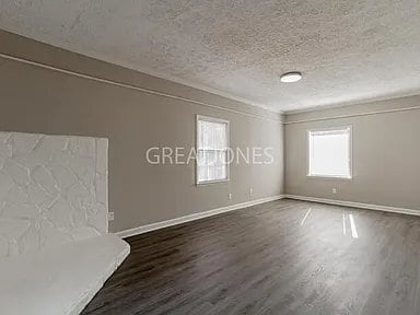 Building Photo - 3175 Wells Pl