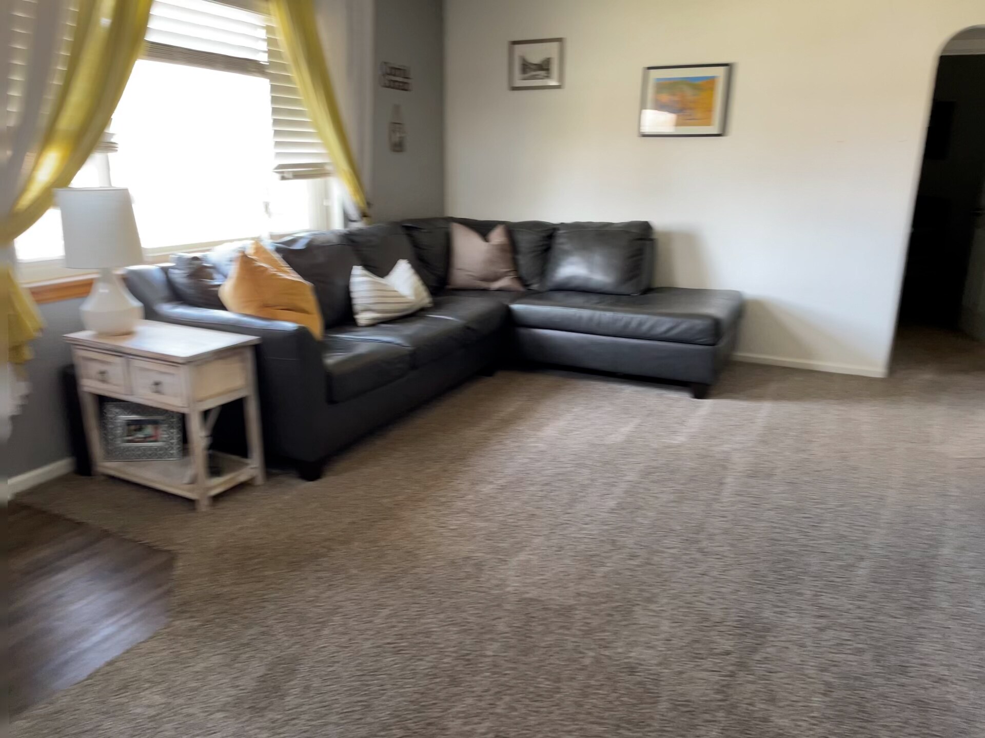 Living Room - 9291 High St
