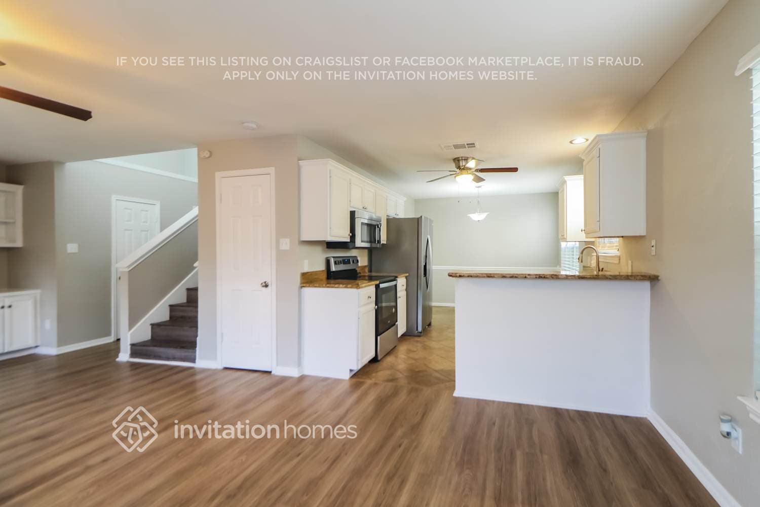 Building Photo - 2221 Jasmine Path