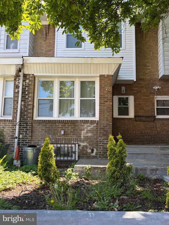 Building Photo - 4854 Brown St