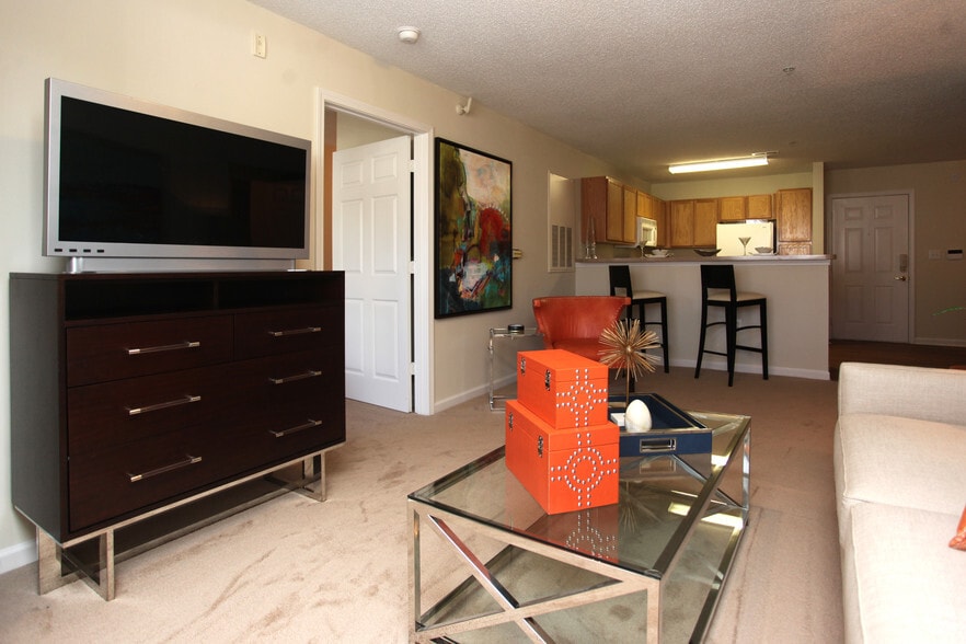 Building Photo - Legacy at Friendly Manor