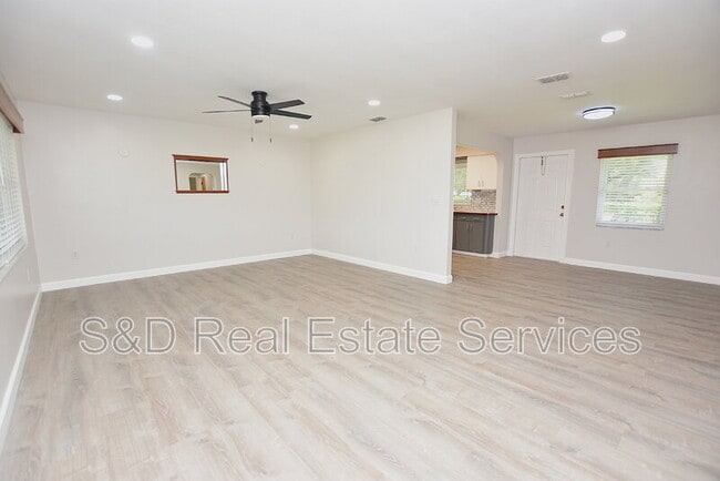 Building Photo - 3602 Bruton Rd