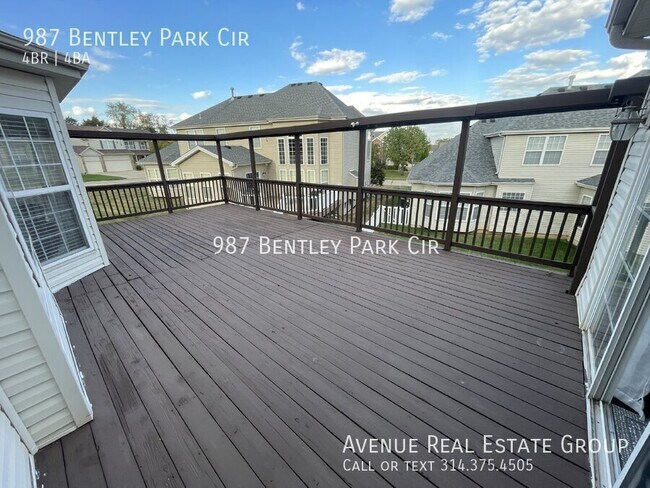 Building Photo - 987 Bentley Park Cir