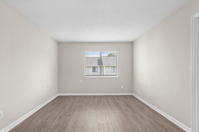 Building Photo - 3555 SC-544