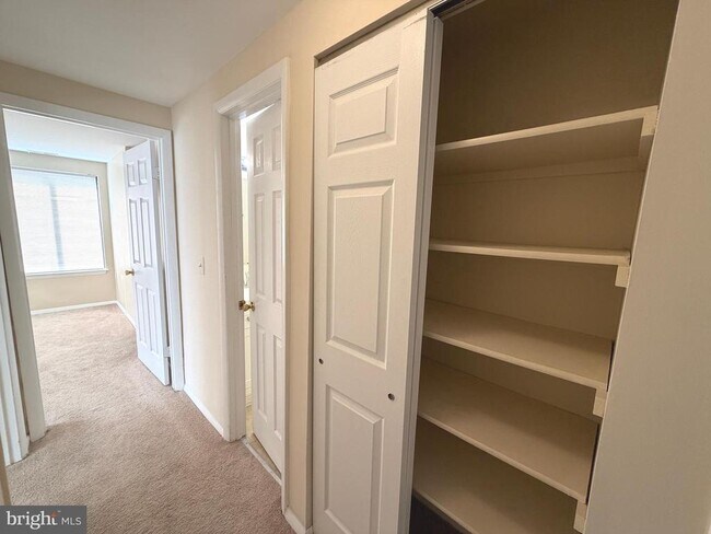 Building Photo - 18131 Chalet Dr