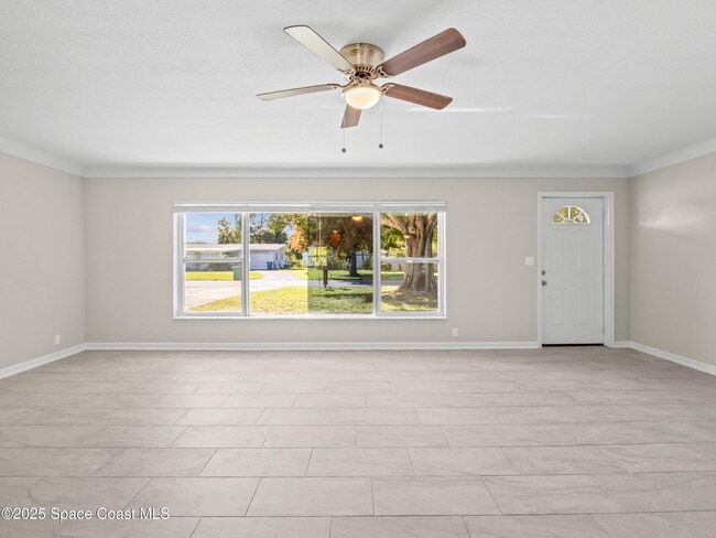 Building Photo - 7740 Pine Lake Dr