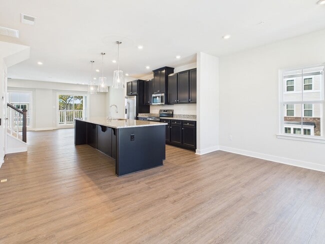 Building Photo - 2802 Calgary Ln