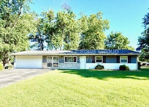 Building Photo - 302 Brightsand Ct