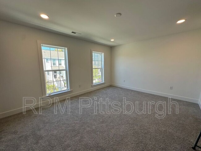 Building Photo - 4004 Windsfield Wy