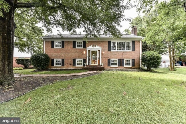 Primary Photo - 7807 Suffolk Ct