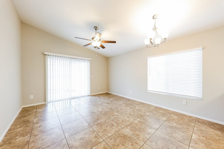 Building Photo - 12024 W Rosewood Dr
