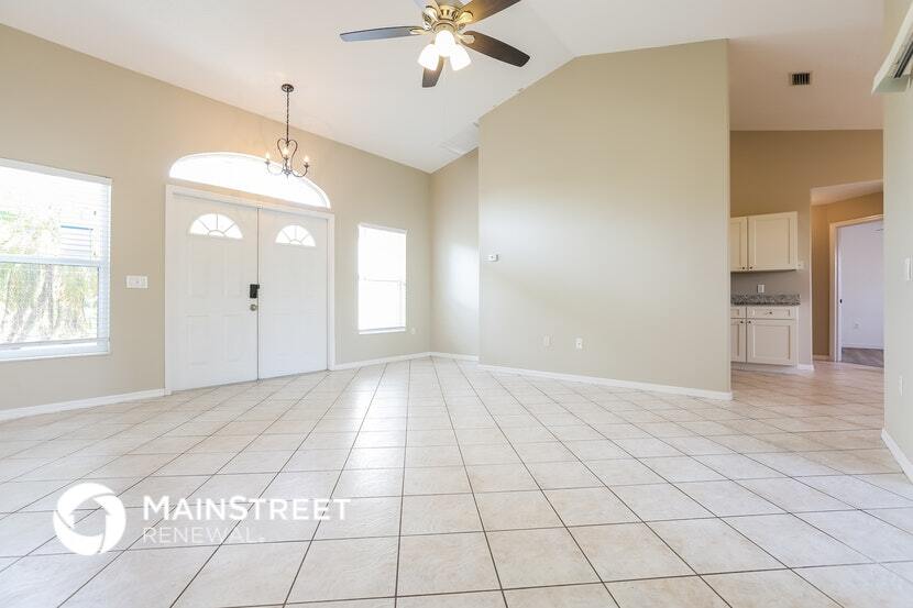 Building Photo - 1333 Roosevelt Dr