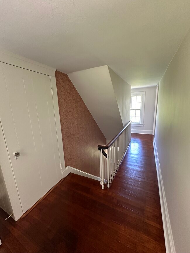 Building Photo - 4260 Old Route 22