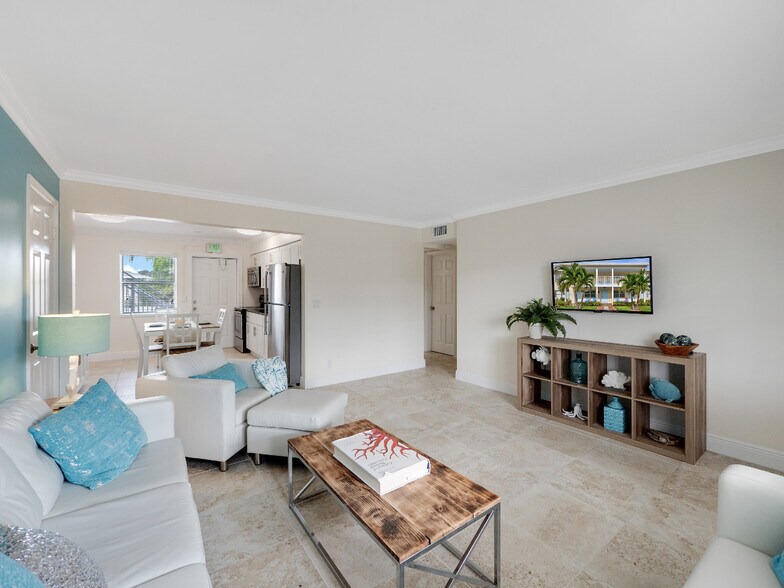 Building Photo - 1236 Beach Rd