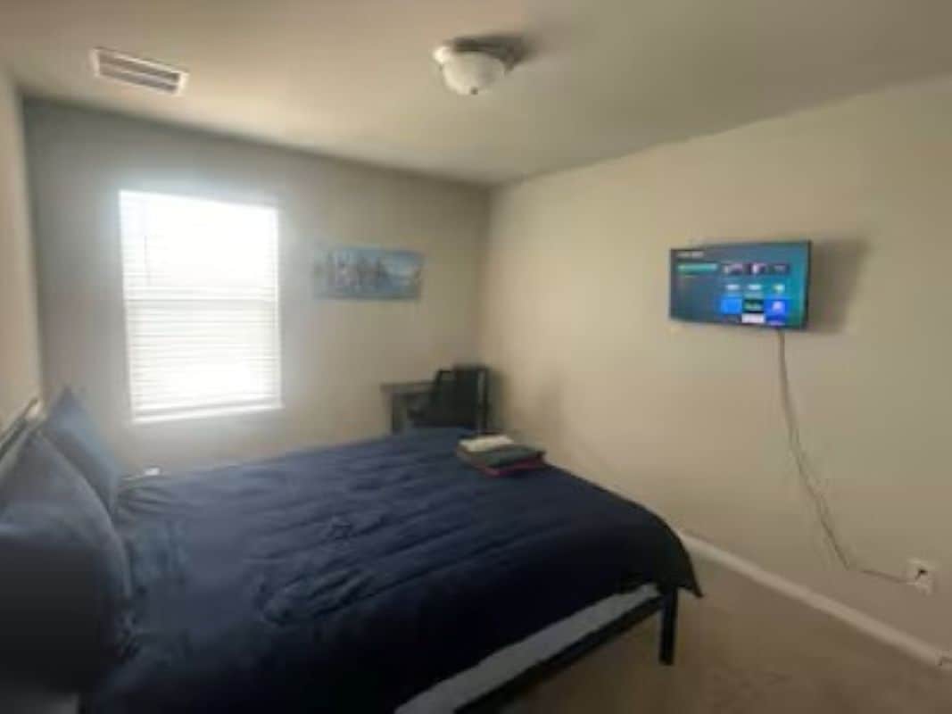 Building Photo - 14300 Castleford Dr
