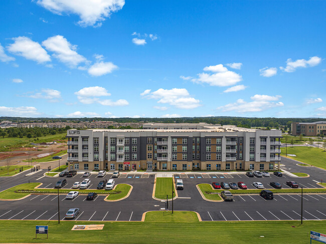 Building Photo - Lofts at Houston Central