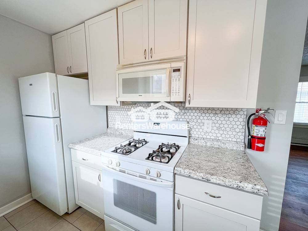 Building Photo - 3671 S Knox Ct