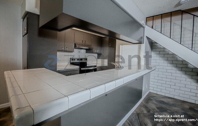 Building Photo - 4145 Apostolo Cir