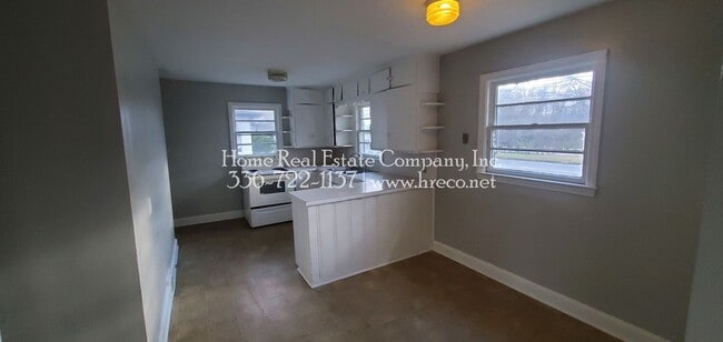 Building Photo - 3907 Indiana Ave