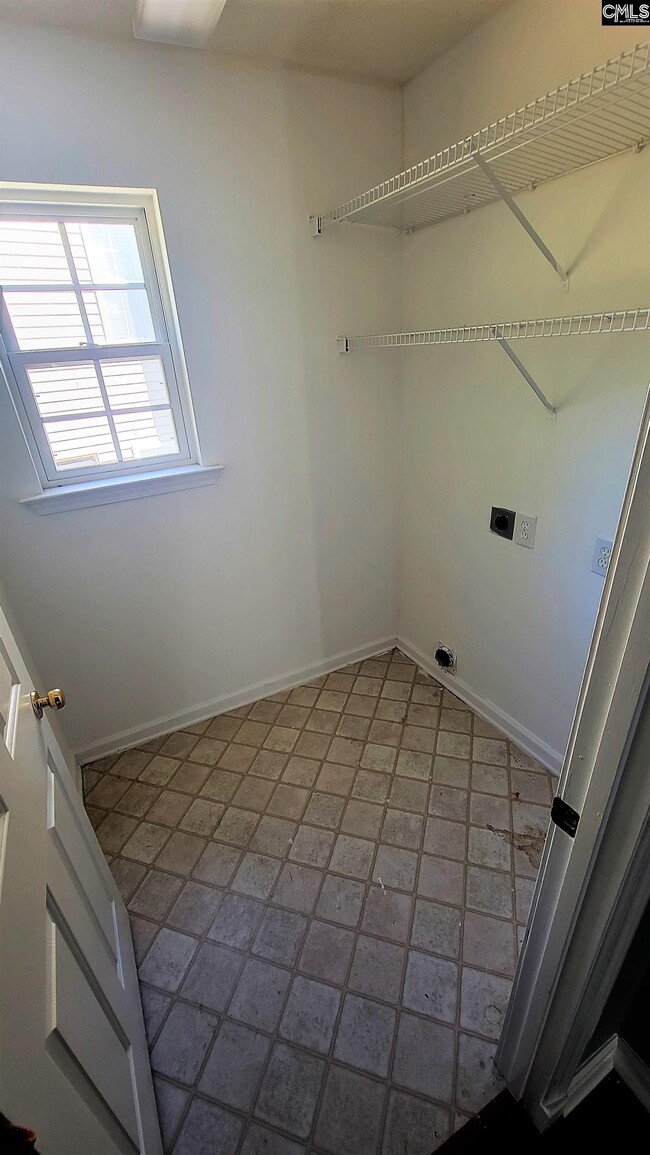 Building Photo - 514 Oak Cove Dr