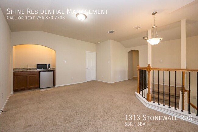 Building Photo - 1313 Stonewall Ridge