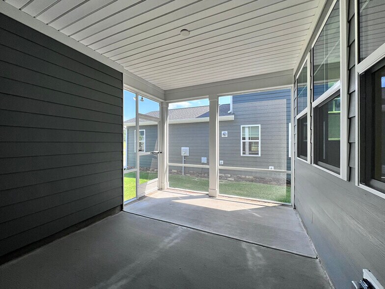 Building Photo - 876 Cassa Clubhouse Way