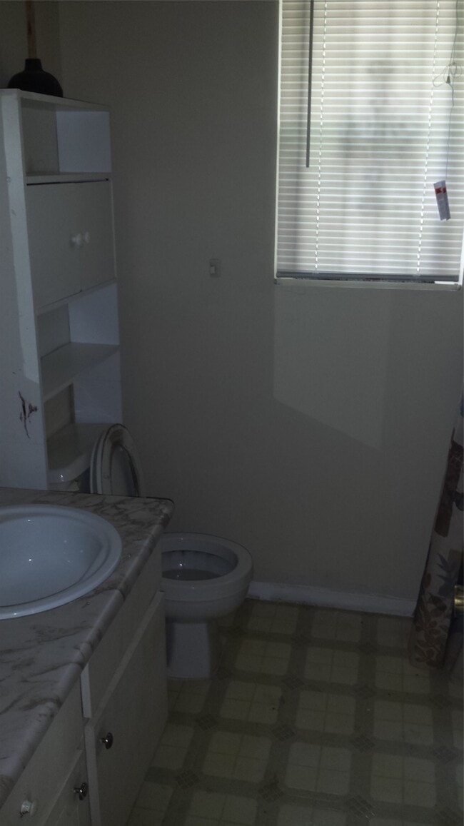 Building Photo - 11830 Mosscrest Dr