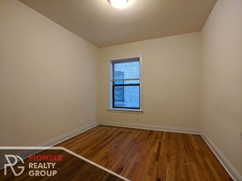 Building Photo - 2615 N Spaulding Ave