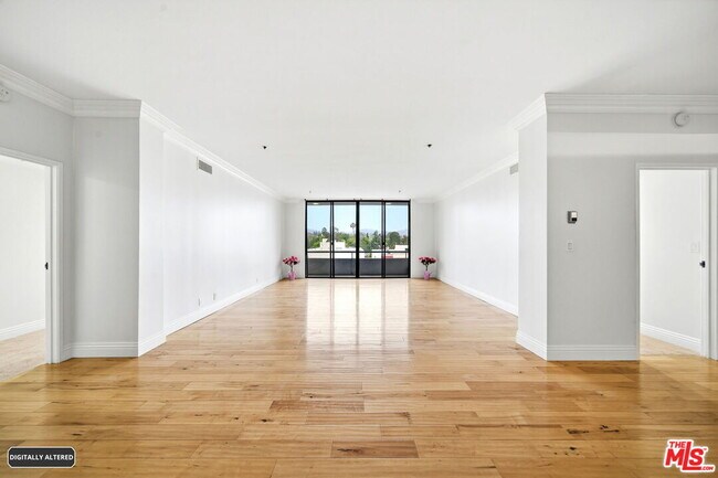 Building Photo - 10660 Wilshire Blvd