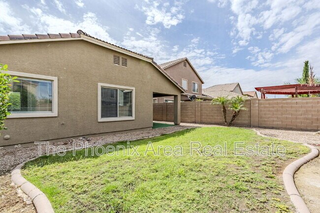 Building Photo - 3686 W Goldmine Mountain Dr