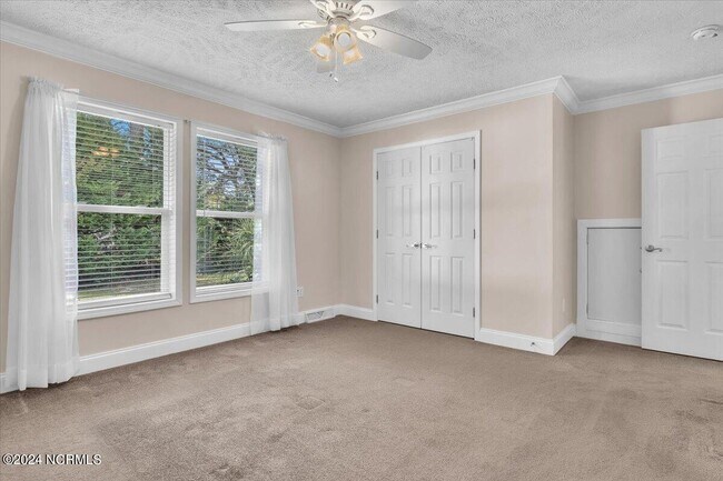 Building Photo - 3075 McCall St SW