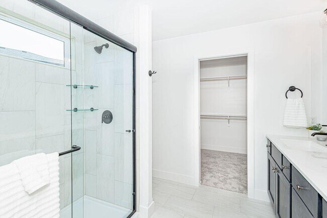 Building Photo - 4505 Chambers Bay Dr