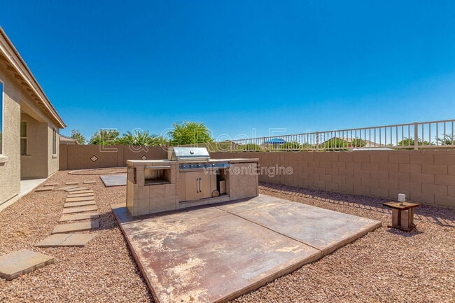 Building Photo - 35082 N Laredo Dr