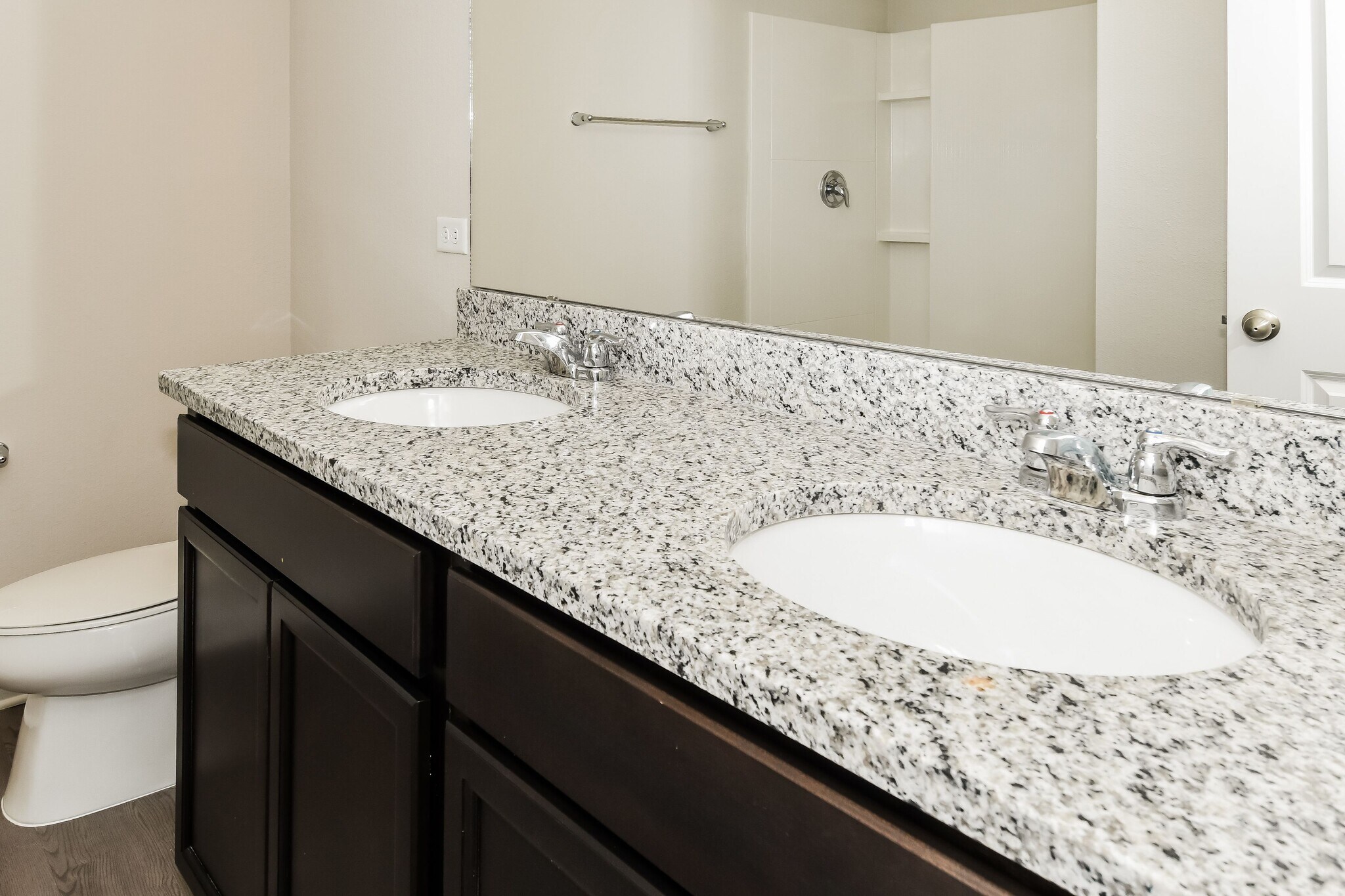 Building Photo - 783 Henley Ct