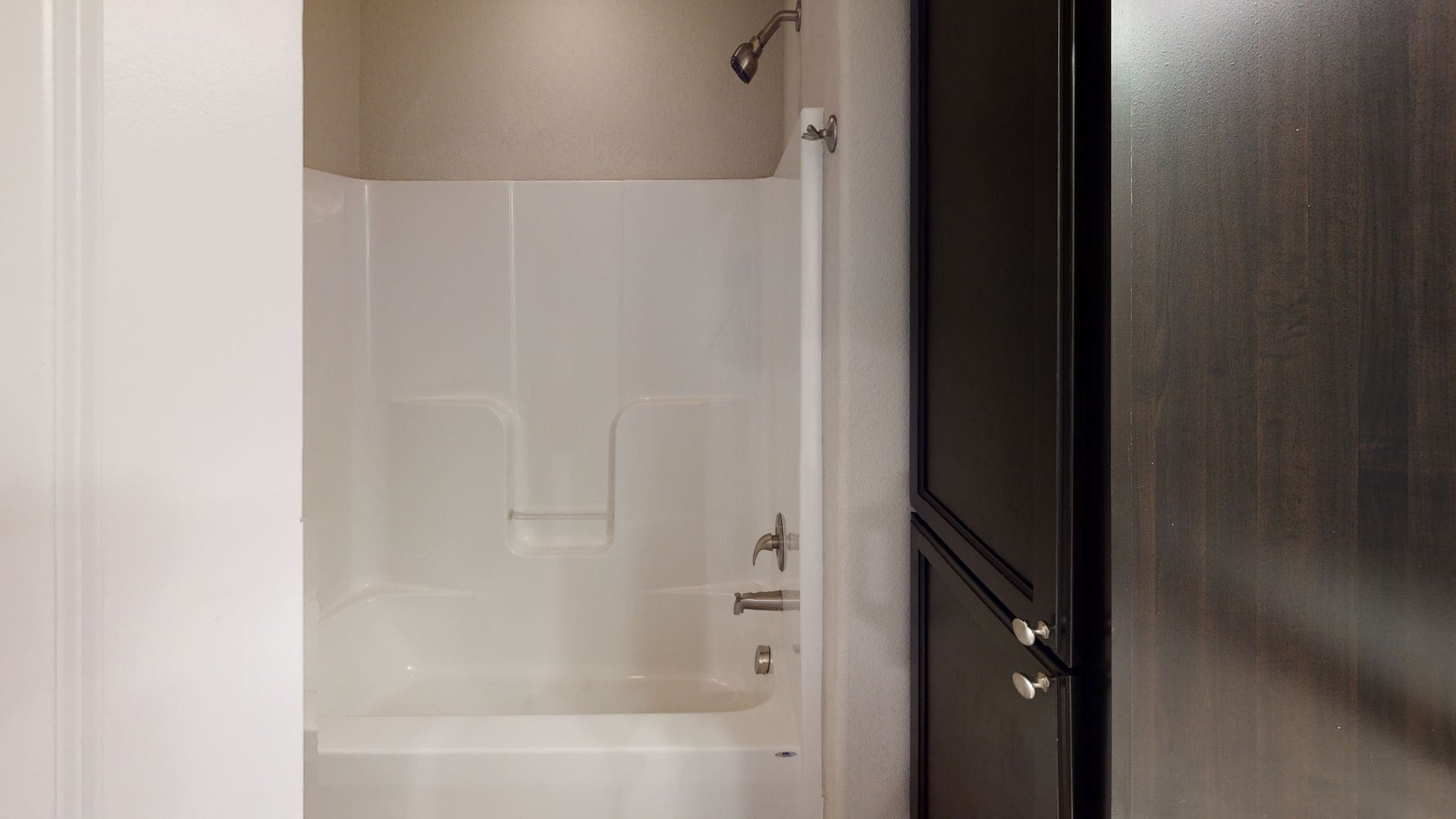 Building Photo - 2731 W Shasta Rd