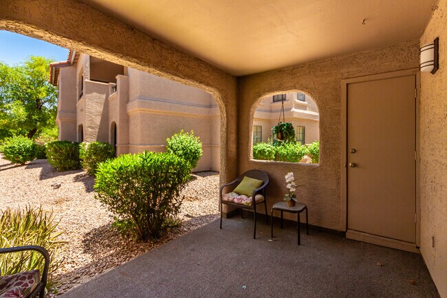 Building Photo - 9795 N 93rd Way