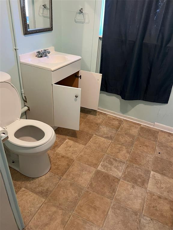 Building Photo - 1742 S Central Ave