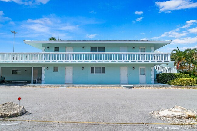 Building Photo - 322 N Federal Hwy