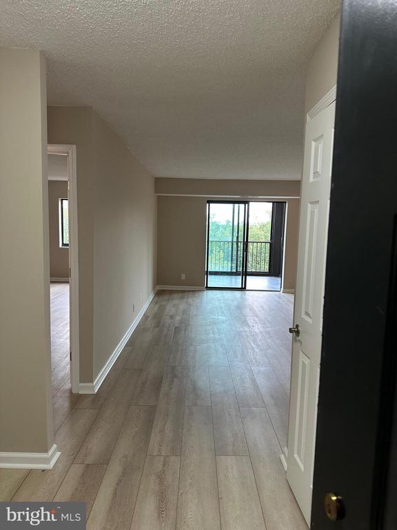 Building Photo - 5903 Mt Eagle Dr